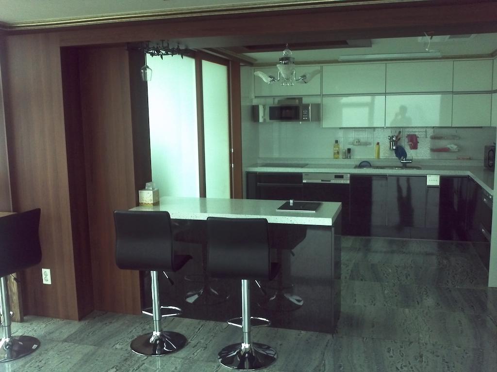 Aj House Hostel Пусан Екстериор снимка